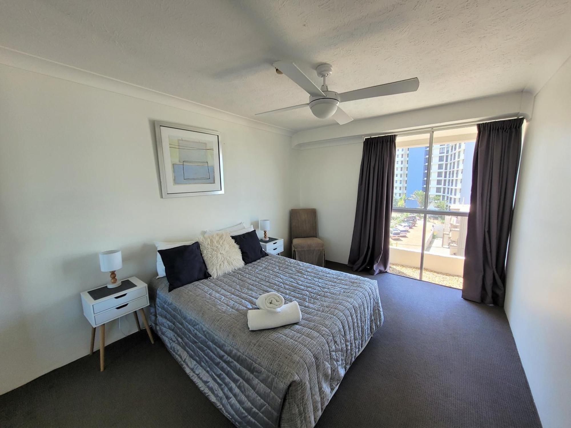 Surfers Chalet Gold Coast Room photo